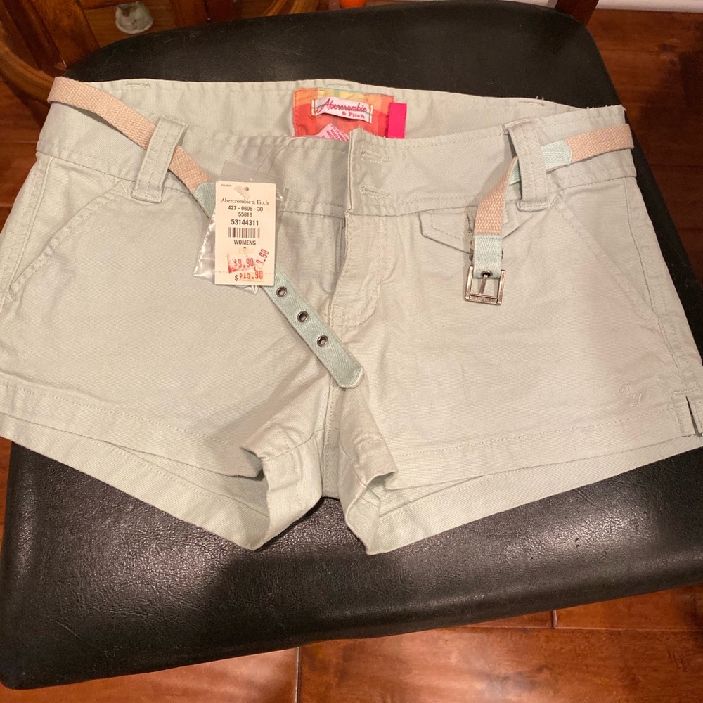 New with tags! Aeropostale shorts with belt